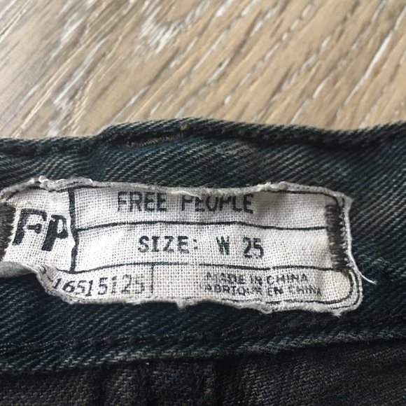 Free People Runaway cutoff shorts - Picture 6 of 7